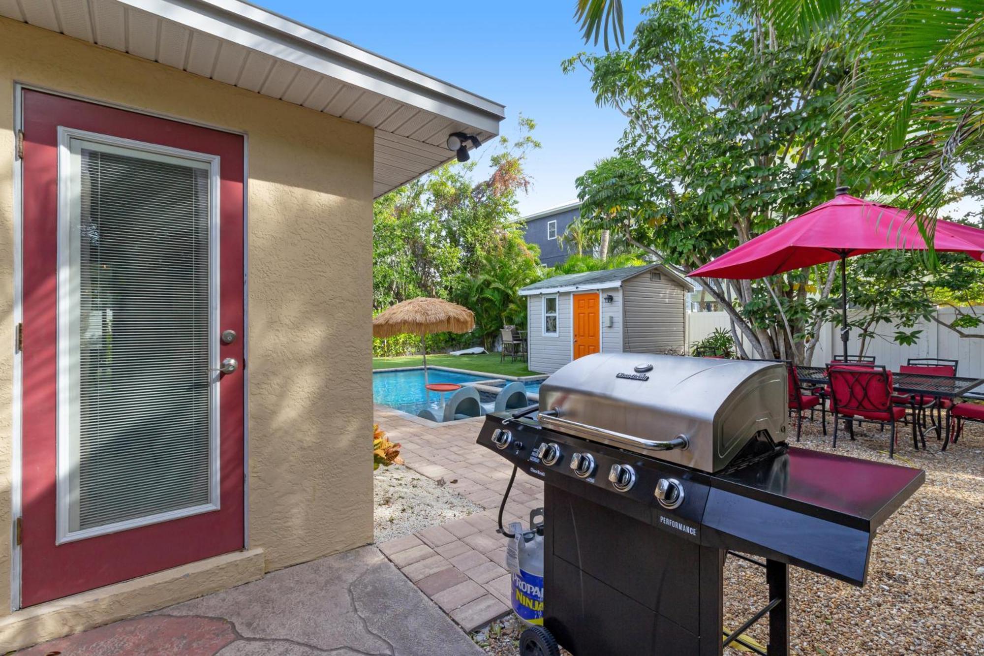 Getaway On Gladiolus Villa Anna Maria Exterior foto