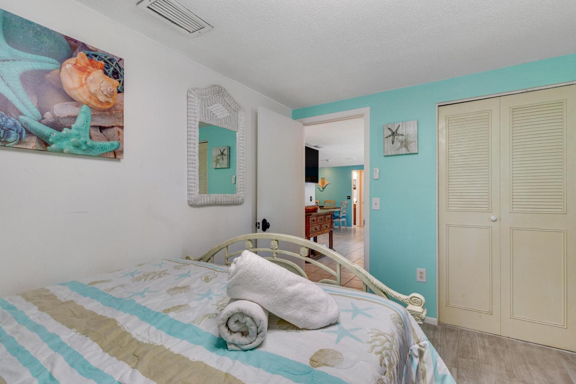 Getaway On Gladiolus Villa Anna Maria Exterior foto