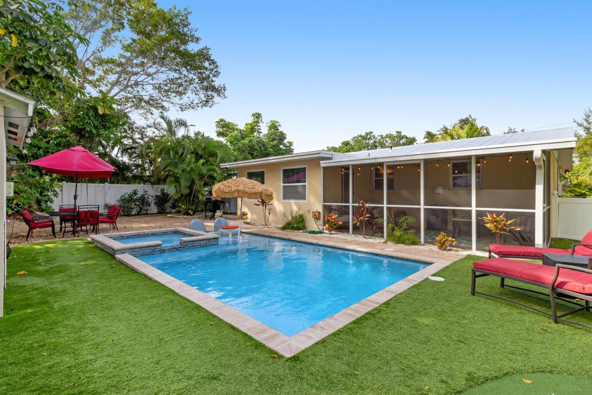 Getaway On Gladiolus Villa Anna Maria Exterior foto