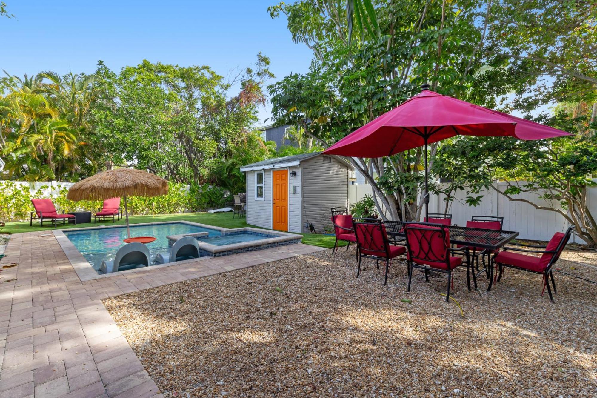 Getaway On Gladiolus Villa Anna Maria Exterior foto