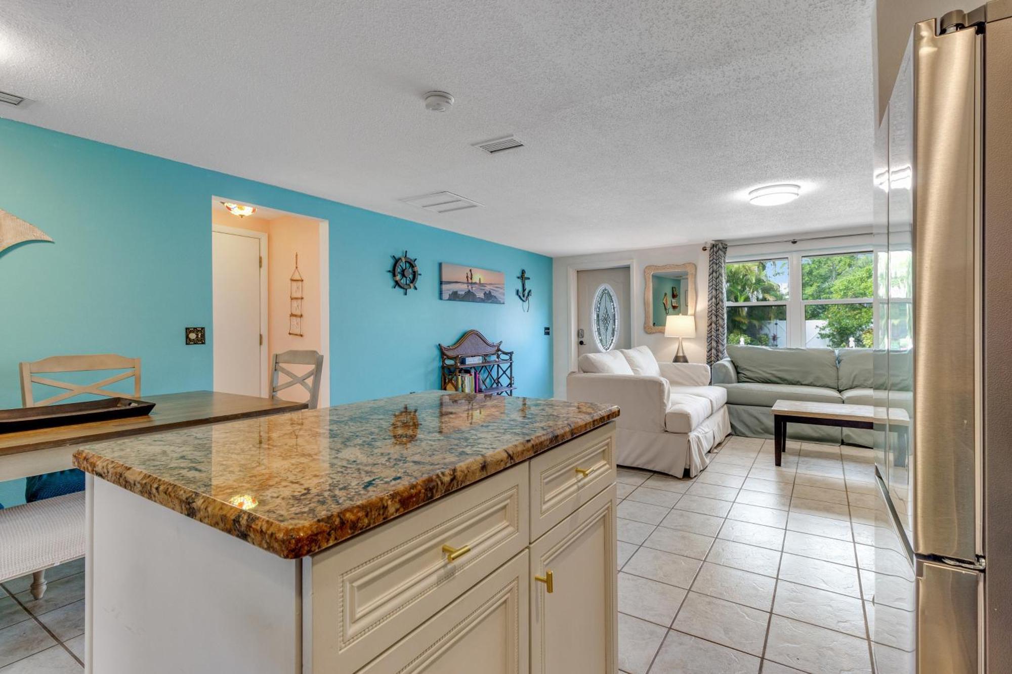Getaway On Gladiolus Villa Anna Maria Exterior foto
