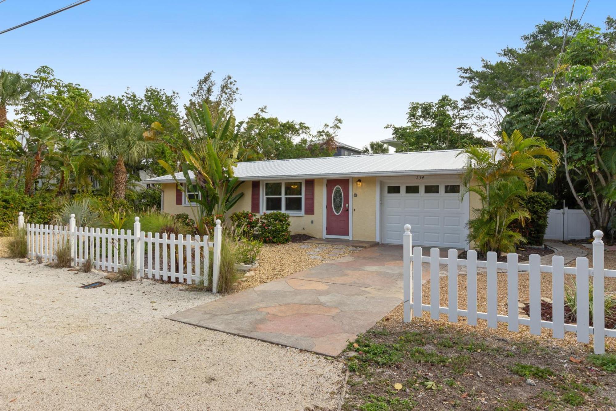 Getaway On Gladiolus Villa Anna Maria Exterior foto